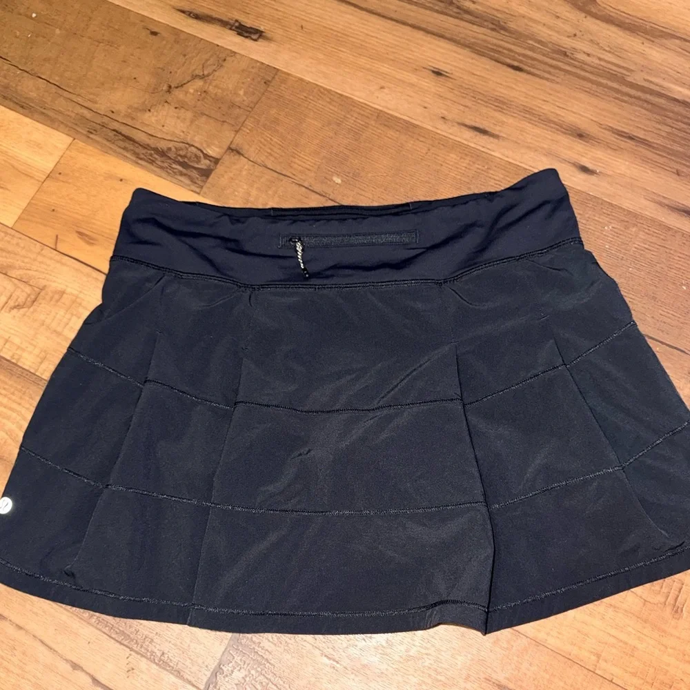 Pristine Lululemon Black Pace Rival Skirt *4-way Stretch 2 Size:8 - Picture 8 of 14